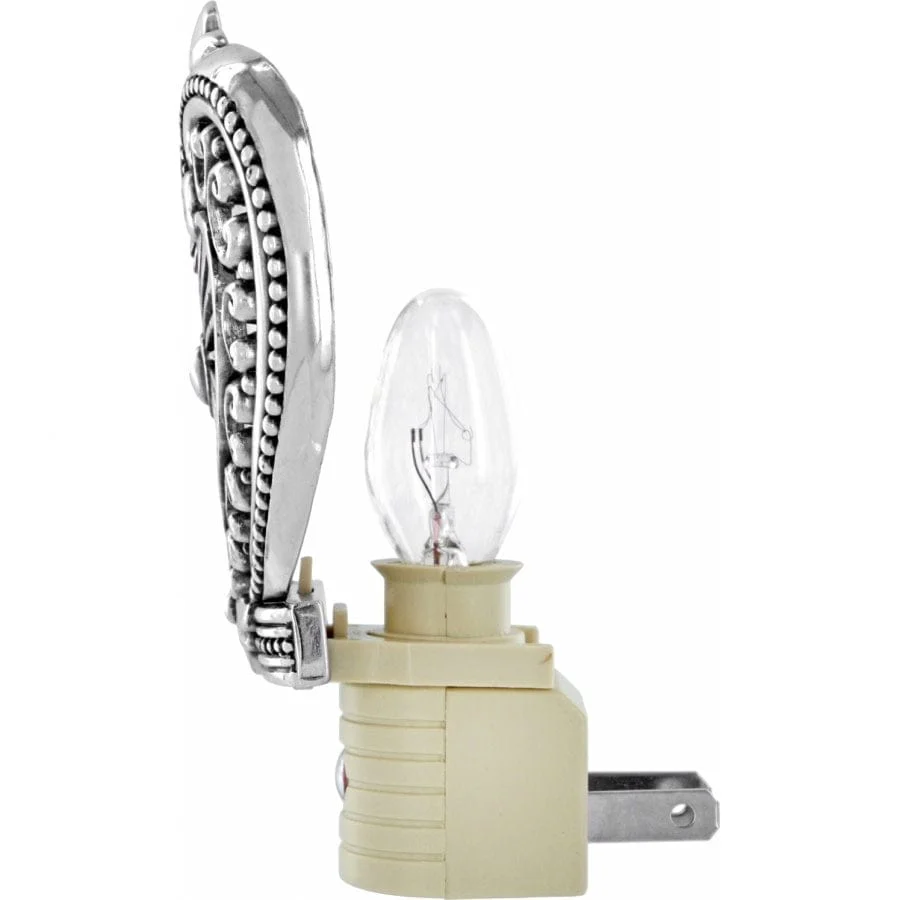 Bright Heart Nightlight - Image 2