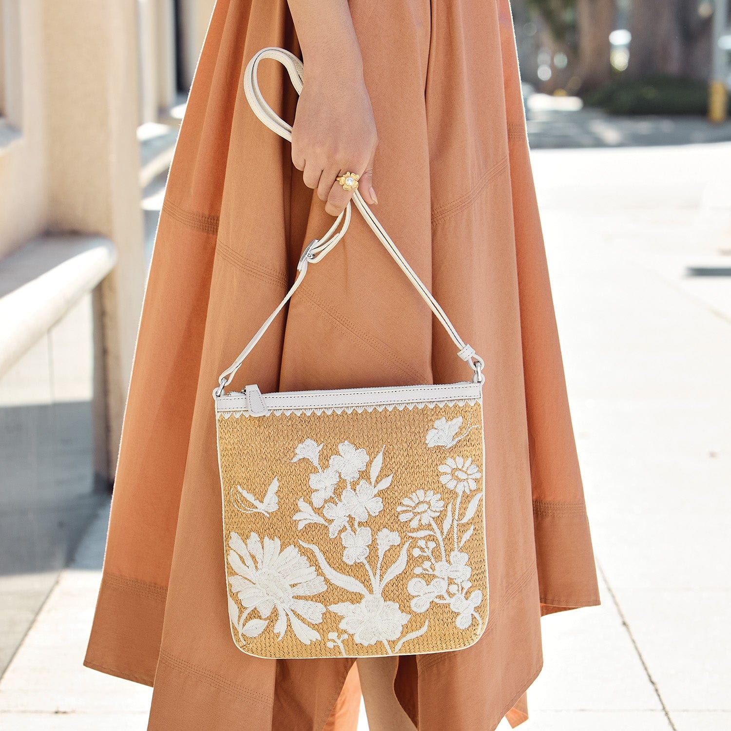 Carter Straw Messenger Bag - Image 4
