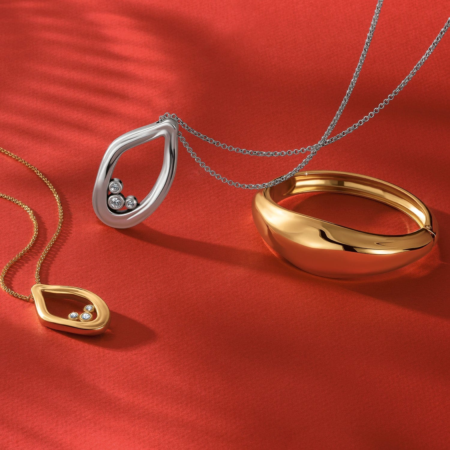 Cascade Lumina Large Necklace - Image 4