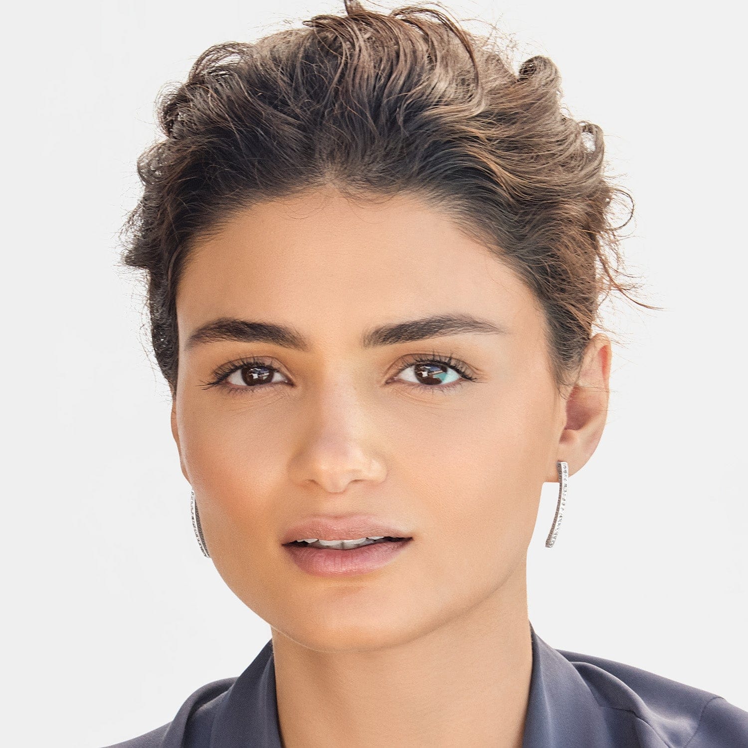 Meridian Geo Bar Post Earrings - Image 8