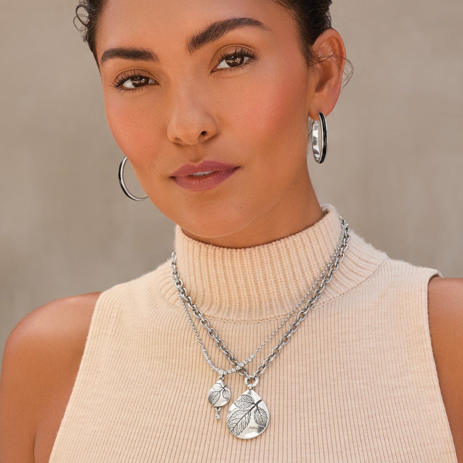 Natura Teardrop Necklace - Image 4